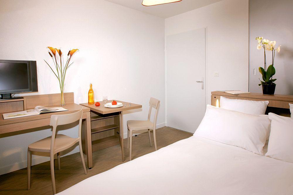 Ashley Centre Gare 3*